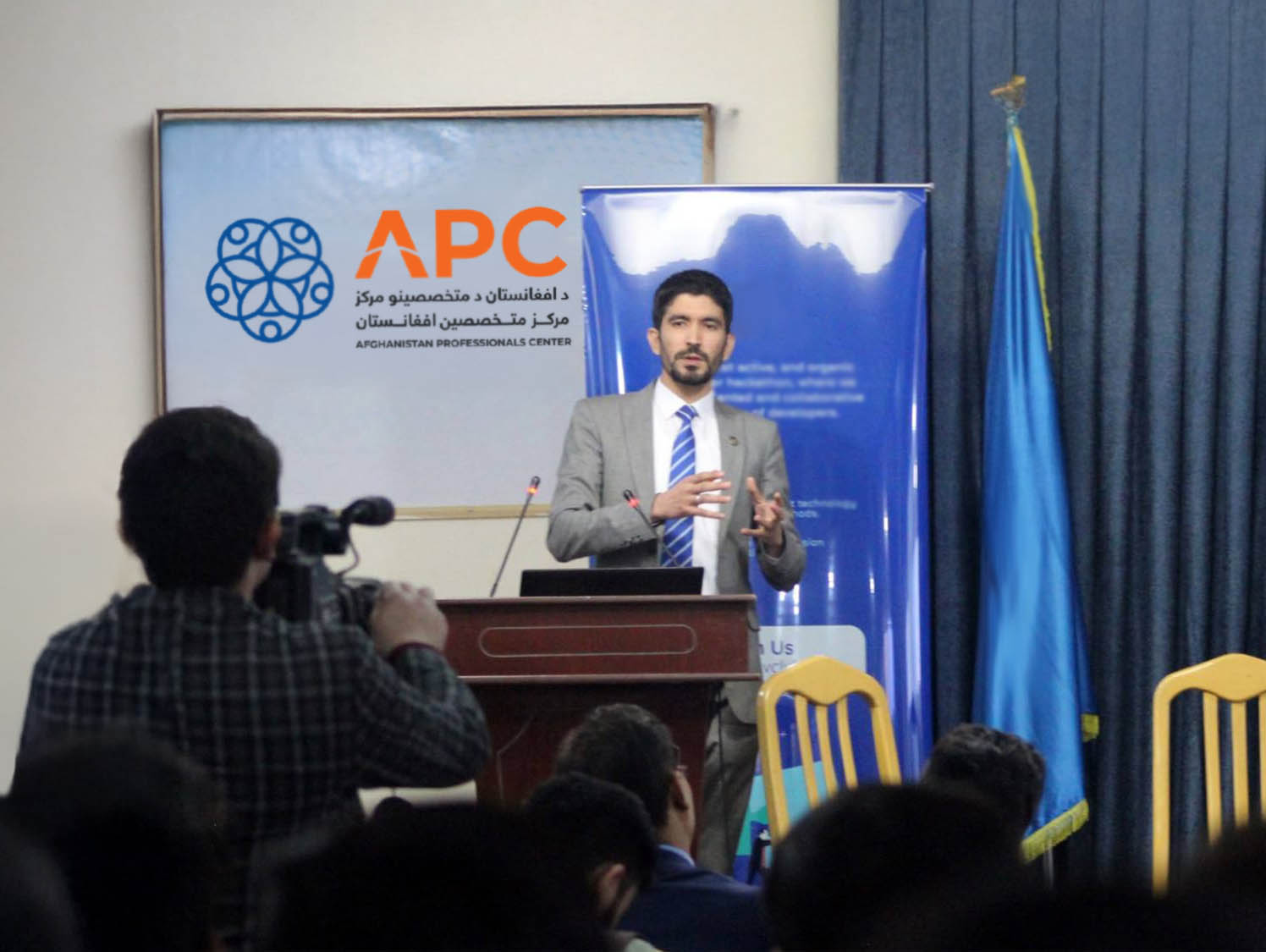 Professionals collaborating and sharing knowledge