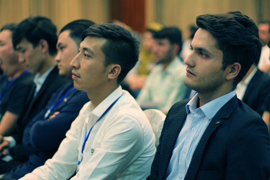 https://apc.org.af/wp-content/uploads/2023/10/Shape-Afghanistans-Future.jpg